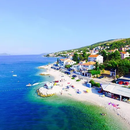 Ivica - Three Bedroom With Terrace *